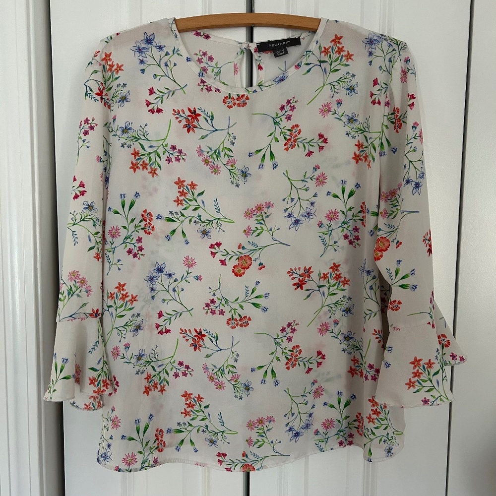 Pretty Primark • Floral Camp Shirt, Size 18 3/4 ruffle sleeve work day out